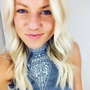 Meet your Posher, Yuliya